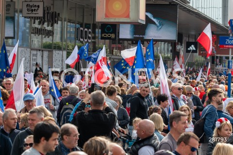  01.10.2023 WARSZAWA<br />
MARSZ MILIONA SERC<br />
N/Z UCZESTNICY MARSZU<br />
FOT. MARCIN BANASZKIEWICZ/FOTONEWS  