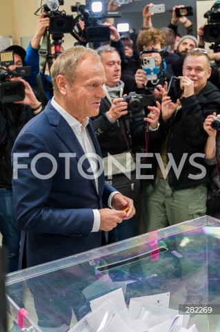  15.10.2023 WARSZAWA<br />
WYBORY PARLAMENTARNE 2023<br />
N/Z DONALD TUSK<br />
 