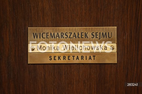  28.11.2023 WARSZAWA<br />
POSIEDZENIE SEJMU<br />
N/Z TABLICZKA WICEMARSZALEK SEJMU MONIKA WIELICHOWSKA<br />
 