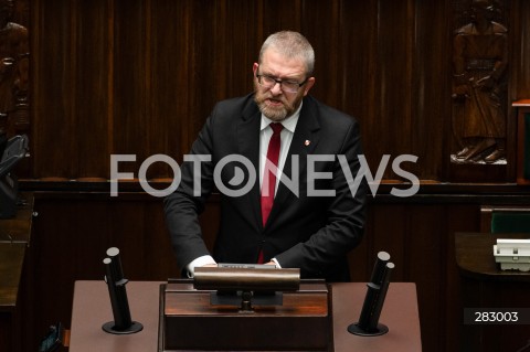  28.11.2023 WARSZAWA SEJM <br />
POSIEDZENIE SEJMU <br />
N/Z GRZEGORZ BRAUN<br />
FOT. MARCIN BANASZKIEWICZ/FOTONEWS 