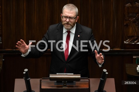  28.11.2023 WARSZAWA SEJM <br />
POSIEDZENIE SEJMU <br />
N/Z GRZEGORZ BRAUN<br />
FOT. MARCIN BANASZKIEWICZ/FOTONEWS 