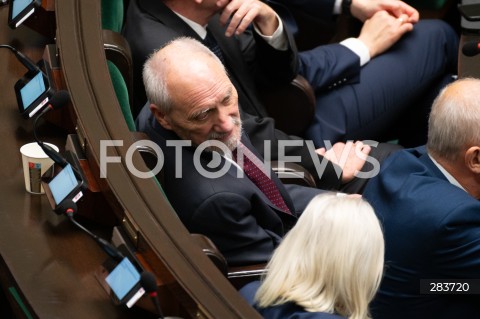  11.12.2023 WARSZAWA SEJM <br />
POSZIEDZENIE SEJMU<br />
WYBOR PREZESA RADY MINISTROW<br />
N/Z ANTONI MACIEREWICZ<br />
FOT. MARCIN BANASZKIEWICZ/FOTONEWS  