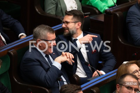  11.12.2023 WARSZAWA SEJM <br />
POSZIEDZENIE SEJMU<br />
WYBOR PREZESA RADY MINISTROW<br />
N/Z ZBIGNIEW KUZMIUK RADOSLAW FOGIEL<br />
FOT. MARCIN BANASZKIEWICZ/FOTONEWS  