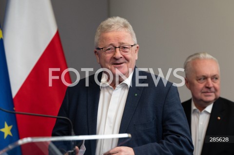  25.02.2024 WARSZAWA<br />
KONFERENCJA PRASOWA W MINISTERSTWIE ROLNICTWA I ROZWOJU WSI<br />
N/Z CZESLAW SIEKIERSKI JACEK CZERNIAK<br />
FOT. MARCIN BANASZKIEWICZ/FOTONEWS  