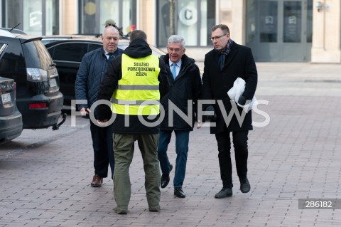  10.03.2024 WARSZAWA<br />
OBCHODY MIESIECZNICY SMOLENSKIEJ<br />
N/Z JACEK SASIN STANISLAW KARCZEWSKI MACIEJ MALECKI<br />
FOT. MARCIN BANASZKIEWICZ/FOTONEWS  