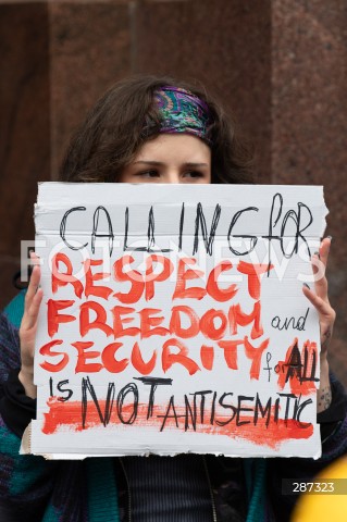  05.04.2024 WARSZAWA<br />
PROTEST PRZECIWKO IZRAELOWI PRZED MINISTERSTWEM SPRAW ZAGRANICZNYCH<br />
N/Z UCZESTNIK PROTESTU<br />
FOT. MARCIN BANASZKIEWICZ/FOTONEWS  