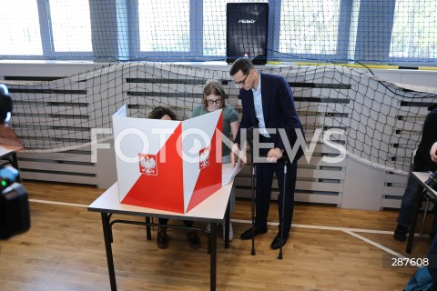  07.04.2024 WARSZAWA<br />
UDZIAL MATEUSZA MORAWIECKIEGO W WYBORACH SAMORZADOWYCH 2024<br />
N/Z MATEUSZ MORAWIECKI<br />
FOT. ANTONI BYSZEWSKI/FOTONEWS 