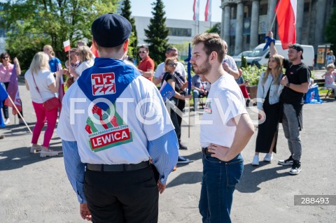  01.05.2024 WARSZAWA<br />
MARSZ LEWICY I OPZZ Z OKAZJI SWIETA PRACY<br />
NIECH SIE SWIECI 1 MAJA<br />
N/Z UCZESTNICY MARSZU<br />
FOT. MARCIN BANASZKIEWICZ/FOTONEWS  