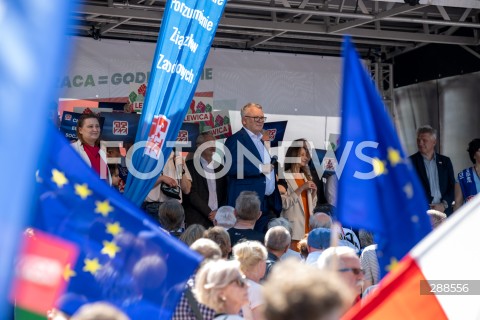  01.05.2024 WARSZAWA<br />
MARSZ LEWICY I OPZZ Z OKAZJI SWIETA PRACY<br />
NIECH SIE SWIECI 1 MAJA<br />
N/Z NICOLAS SCHMIT<br />
FOT. MARCIN BANASZKIEWICZ/FOTONEWS  