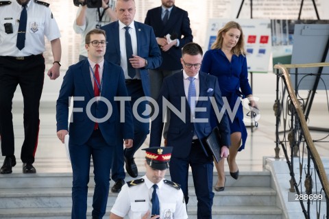  08.05.2024 WARSZAWA<br />
KONFERENCJA PRASOWA MARSZALKA SEJMU SZYMONA HOLOWNI<br />
N/Z SZYMON HOLOWNIA<br />
FOT. MARCIN BANASZKIEWICZ/FOTONEWS 