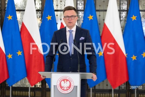  08.05.2024 WARSZAWA<br />
KONFERENCJA PRASOWA MARSZALKA SEJMU SZYMONA HOLOWNI<br />
N/Z SZYMON HOLOWNIA<br />
FOT. MARCIN BANASZKIEWICZ/FOTONEWS 