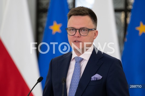 Konferencja prasowa marszałka Sejmu Szymona Hołowni w Warszawie
