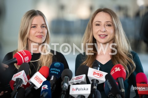  08.05.2024 WARSZAWA<br />
POSIEDZENIE SEJMU RP<br />
N/Z ALEKSANDRA GAJEWSKA AGNIESZKA DZIEMIANOWICZ BAK<br />
FOT. MARCIN BANASZKIEWICZ/FOTONEWS 