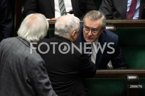  08.05.2024 WARSZAWA<br />
POSIEDZENIE SEJMU RP<br />
N/Z JAROSLAW KACZYNSKI PIOTR GLINSKI<br />
FOT. MARCIN BANASZKIEWICZ/FOTONEWS 