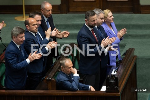  09.05.2024 WARSZAWA<br />
POSIEDZENIE SEJMU RP<br />
N/Z PREMIER DONALD TUSK MINISTROWIE RZADU WLADYSLAW KOSINIAK KAMYSZ <br />
FOT. MARCIN BANASZKIEWICZ/FOTONEWS  