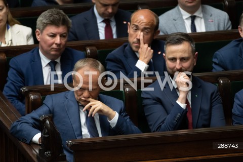  09.05.2024 WARSZAWA<br />
POSIEDZENIE SEJMU RP<br />
N/Z DONALD TUSK BORYS BUDKA WLADYSLAW KOSINIAK KAMYSZ<br />
FOT. MARCIN BANASZKIEWICZ/FOTONEWS  