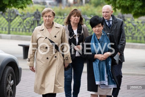  10.05.2024 WARSZAWA <br />
MIESIECZNICA SMOLENSKA <br />
OBCHODY MIESIECZNICY SMOLENSKIEJ <br />
N/Z ANNA FOTYGA JOANNA BOROWIAK<br />
FOT. MARCIN BANASZKIEWICZ/FOTONEWS  