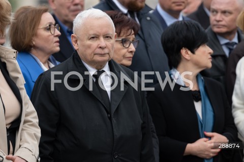  10.05.2024 WARSZAWA <br />
MIESIECZNICA SMOLENSKA <br />
OBCHODY MIESIECZNICY SMOLENSKIEJ <br />
N/Z JAROSLAW KACZYNSKI<br />
FOT. MARCIN BANASZKIEWICZ/FOTONEWS  