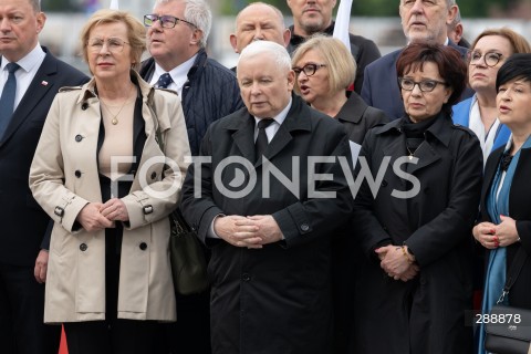  10.05.2024 WARSZAWA <br />
MIESIECZNICA SMOLENSKA <br />
OBCHODY MIESIECZNICY SMOLENSKIEJ <br />
N/Z JADWIGA WISNIEWSKA JAROSLAW KACZYNSKI JOANNA BOROWIAK<br />
FOT. MARCIN BANASZKIEWICZ/FOTONEWS  