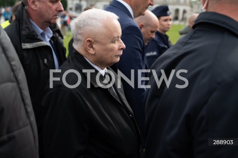  10.05.2024 WARSZAWA <br />
MIESIECZNICA SMOLENSKA <br />
OBCHODY MIESIECZNICY SMOLENSKIEJ <br />
N/Z JAROSLAW KACZYNSKI<br />
FOT. MARCIN BANASZKIEWICZ/FOTONEWS  