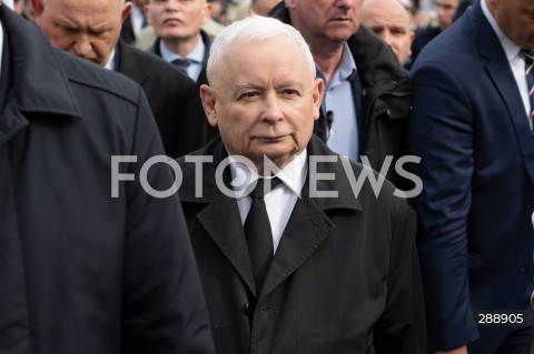  10.05.2024 WARSZAWA <br />
MIESIECZNICA SMOLENSKA <br />
OBCHODY MIESIECZNICY SMOLENSKIEJ <br />
N/Z JAROSLAW KACZYNSKI<br />
FOT. MARCIN BANASZKIEWICZ/FOTONEWS  