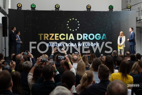  11.05.2024 WARSZAWA<br />
KONWENCJA WYBORCZA TRZECIEJ DROGI<br />
WYBORY DO PARLAMENTU EUROPEJSKIEGO<br />
N/Z TRZECIA DROGA HASLO WYBORCZE<br />
FOT. MARCIN BANASZKIEWICZ/FOTONEWS  