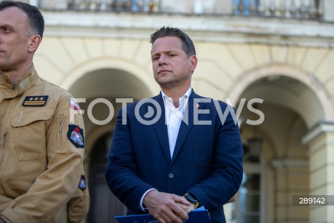  13.05.2024 WARSZAWA<br />
KONFERENCJA PREZYDENTA M.ST. WARSZAWY RAFALA TRZASKOWSKIEGO I WOJEWODY MAZOWIECKIEGO MARIUSZA FRANKOWSKIEGO WS. POZARU CENTRUM HANDLOWEGO MARYWILSKA 44<br />
N/Z RAFAL TRZASKOWSKI<br />
FOT. ANTONI BYSZEWSKI FOTONEWS 