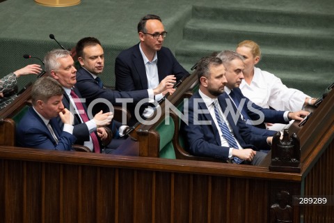  15.05.2024 WARSZAWA<br />
POSIEDZENIE SEJMU RP<br />
N/Z TOMASZ SIEMONIAK WLADYSLAW KOSINIAK KAMYSZ JAN GRABIEC ANDRZEJ DOMANSKI KRZYSZTOF GAWKOWSKI<br />
FOT. MARCIN BANASZKIEWICZ/FOTONEWS  