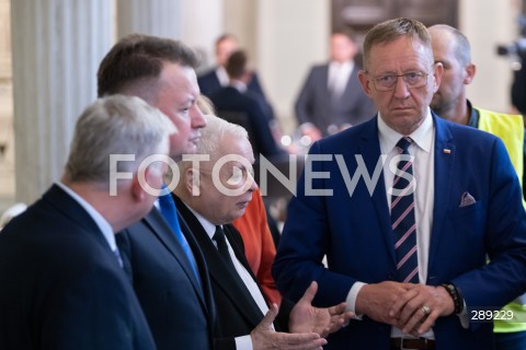  15.05.2024 WARSZAWA<br />
PROTEST ROLNIKOW W SEJMIE<br />
N/Z JAROSLAW KACZYNSKI ROBERT TELUS ROLNICY MARIUSZ BLASZCZAK<br />
FOT. MARCIN BANASZKIEWICZ/FOTONEWS  