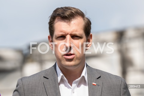  20.05.2024 WARSZAWA<br />
KONFERENCJA PRASOWA TOBIASZA BOCHENSKIEGO<br />
MARYWILSKA 44<br />
N/Z TOBIASZ BOCHENSKI<br />
FOT. MARCIN BANASZKIEWICZ/FOTONEWS  