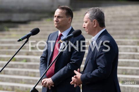  25.05.2024 WARSZAWA<br />
KONFERENCJA PRASOWA RADOSLAWA SIKORSKIEGO I ANDRZEJA HALICKIEGO<br />
N/Z RADOSLAW SIKORSKI ANDRZEJ HALICKI<br />
FOT. MARCIN BANASZKIEWICZ/FOTONEWS  