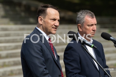  25.05.2024 WARSZAWA<br />
KONFERENCJA PRASOWA RADOSLAWA SIKORSKIEGO I ANDRZEJA HALICKIEGO<br />
N/Z RADOSLAW SIKORSKI ANDRZEJ HALICKI<br />
FOT. MARCIN BANASZKIEWICZ/FOTONEWS  