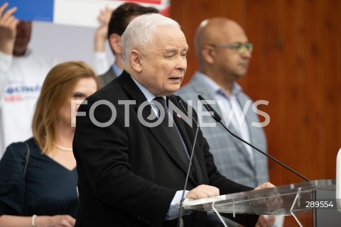  26.05.2024 OTWOCK<br />
SPOTKANIE PREZESA PIS Z MIESZKANCAMI<br />
PIKNIK WYBORCZY MALGORZATY GOSIEWSKIEJ<br />
N/Z JAROSLAW KACZYNSKI<br />
FOT. MARCIN BANASZKIEWICZ/FOTONEWS  