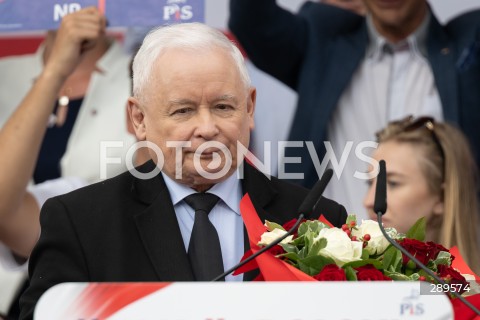  26.05.2024 OTWOCK<br />
SPOTKANIE PREZESA PIS Z MIESZKANCAMI<br />
PIKNIK WYBORCZY MALGORZATY GOSIEWSKIEJ<br />
N/Z JAROSLAW KACZYNSKI<br />
FOT. MARCIN BANASZKIEWICZ/FOTONEWS  