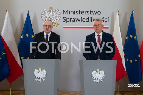 Konferencja prasowa ministrów: Tomasza Siemoniaka i Adama Bodnara w Warszawie