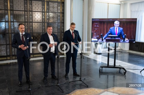  29.05.2024 WARSZAWA<br />
KONFERENCJA PRASOWA POLITYKOW SUWERENNEJ POLSKI<br />
FUNDUSZ SPRAWIEDLIWOSCI<br />
N/Z JANUSZ KOWALSKI MICHAL WOJCIK MICHAL WOS<br />
FOT. MARCIN BANASZKIEWICZ/FOTONEWS  