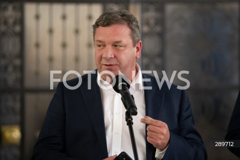  29.05.2024 WARSZAWA<br />
KONFERENCJA PRASOWA POLITYKOW SUWERENNEJ POLSKI<br />
FUNDUSZ SPRAWIEDLIWOSCI<br />
N/Z MICHAL WOJCIK<br />
FOT. MARCIN BANASZKIEWICZ/FOTONEWS  