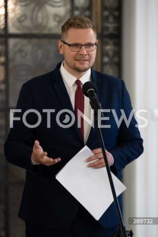  29.05.2024 WARSZAWA<br />
KONFERENCJA PRASOWA POLITYKOW SUWERENNEJ POLSKI<br />
FUNDUSZ SPRAWIEDLIWOSCI<br />
N/Z MICHAL WOS<br />
FOT. MARCIN BANASZKIEWICZ/FOTONEWS  