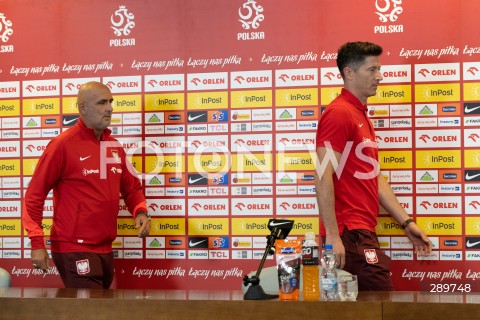  02.06.2024 WARSZAWA<br />
KONFERENCJA PRASOWA I TRENING REPREZENTACJI POLSKI PILKARZY <br />
N/Z MICHAL PROBIERZ ROBERT LEWANDOWSKI<br />
FOT. MARCIN BANASZKIEWICZ/FOTONEWS  