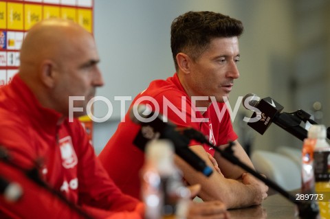  02.06.2024 WARSZAWA<br />
KONFERENCJA PRASOWA I TRENING REPREZENTACJI POLSKI PILKARZY <br />
N/Z MICHAL PROBIERZ ROBERT LEWANDOWSKI<br />
FOT. MARCIN BANASZKIEWICZ/FOTONEWS  