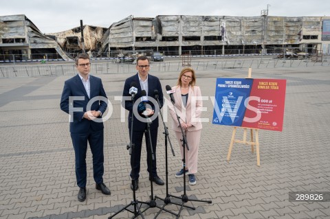  04.06.2024 WARSZAWA<br />
KONFERENCJA PRASOWA POLITYKOW PIS PRZED CENTRUM HANDLOWYM MARYWILSKA 44<br />
N/Z PIOTR MULLER MATEUSZ MORAWIECKI MALGORZATA GOSIEWSKA<br />
FOT. MARCIN BANASZKIEWICZ/FOTONEWS  