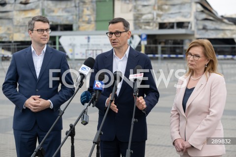  04.06.2024 WARSZAWA<br />
KONFERENCJA PRASOWA POLITYKOW PIS PRZED CENTRUM HANDLOWYM MARYWILSKA 44<br />
N/Z PIOTR MULLER MATEUSZ MORAWIECKI MALGORZATA GOSIEWSKA<br />
FOT. MARCIN BANASZKIEWICZ/FOTONEWS  