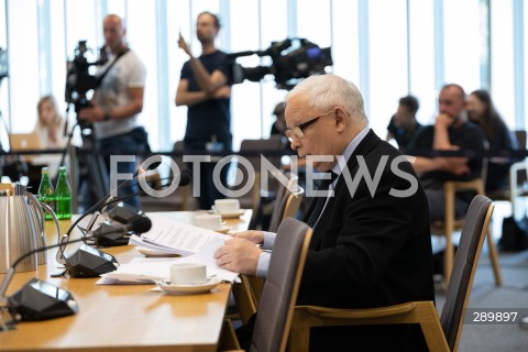  07.06.2024 WARSZAWA<br />
POSIEDZENIE KOMISJI SLEDCZEJ DS. AFERY WIZOWEJ<br />
PRZESLUCHANIE JAROSLAWA KACZYNSKIEGO<br />
N/Z JAROSLAW KACZYNSKI<br />
FOT. MARCIN BANASZKIEWICZ/FOTONEWS  