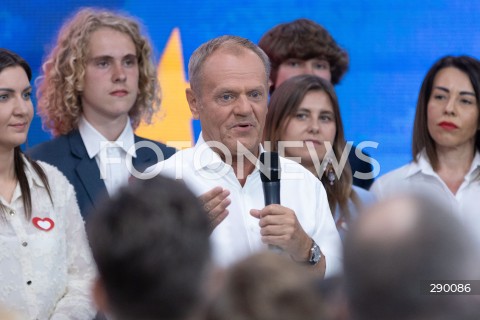  09.06.2024 WARSZAWA<br />
WYBORY DO PARLAMENTU EUROPEJSKIEGO<br />
WIECZOR WYBORCZY KKW PLATFORMA OBYWATELSKA<br />
N/Z DONALD TUSK<br />
FOT. ANTONI BYSZEWSKI/FOTONEWS 