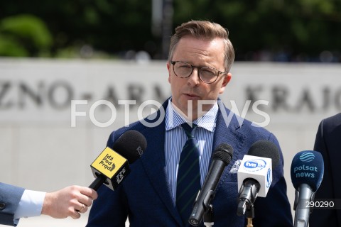  14.06.2024 WARSZAWA<br />
KONFERENCJA PRASOWA DARIUSZA JONSKIEGO I MICHALA SZCZERBY<br />
N/Z DARIUSZ JONSKI<br />
FOT. MARCIN BANASZKIEWICZ/FOTONEWS  