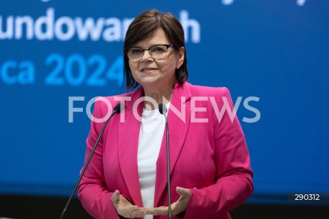 Konferencja prasowa minister zdrowia Izabeli Leszczyny w Warszawie