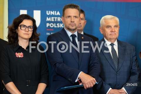  18.06.2024 WARSZAWA<br />
KONFERENCJA PRASOWA PREZYDENTOW MIAST WCHODZACYCH W SKLAD UNII METROPOLII POLSKICH<br />
N/Z ALEKSANDRA DULKIEWICZ RAFAL TRZASKOWSKI TADEUSZ TRUSKOLASKI<br />
FOT. ANTONI BYSZEWSKI/FOTONEWS 