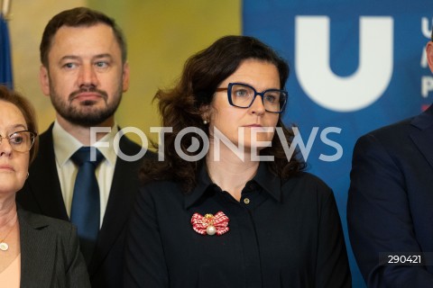  18.06.2024 WARSZAWA<br />
KONFERENCJA PRASOWA PREZYDENTOW MIAST WCHODZACYCH W SKLAD UNII METROPOLII POLSKICH<br />
N/Z ALEKSANDER MISZALSKI  ALEKSANDRA DULKIEWICZ<br />
FOT. ANTONI BYSZEWSKI/FOTONEWS 