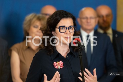  18.06.2024 WARSZAWA<br />
KONFERENCJA PRASOWA PREZYDENTOW MIAST WCHODZACYCH W SKLAD UNII METROPOLII POLSKICH<br />
N/Z ALEKSANDRA DULKIEWICZ<br />
FOT. ANTONI BYSZEWSKI/FOTONEWS 