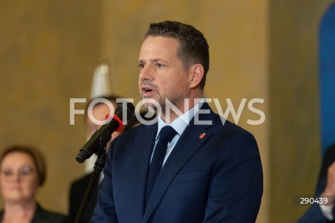  18.06.2024 WARSZAWA<br />
KONFERENCJA PRASOWA PREZYDENTOW MIAST WCHODZACYCH W SKLAD UNII METROPOLII POLSKICH<br />
N/Z RAFAL TRZASKOWSKI<br />
FOT. ANTONI BYSZEWSKI/FOTONEWS 